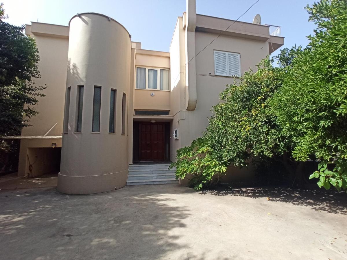 شقة Σπίτι Στο Ρίο Πατρών Με Κήπο - Detached House In Rio With Garden المظهر الخارجي الصورة