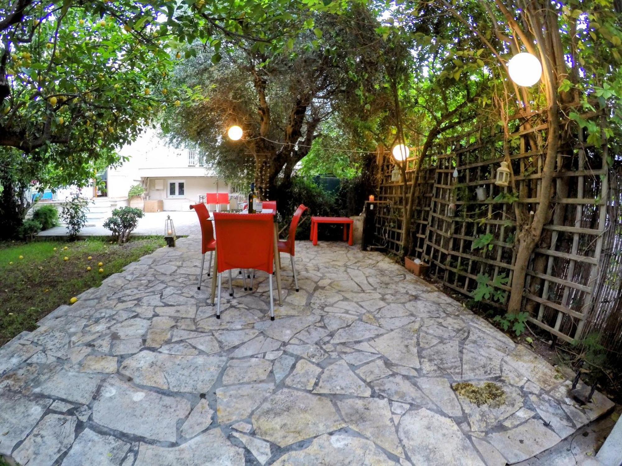 شقة Σπίτι Στο Ρίο Πατρών Με Κήπο - Detached House In Rio With Garden المظهر الخارجي الصورة